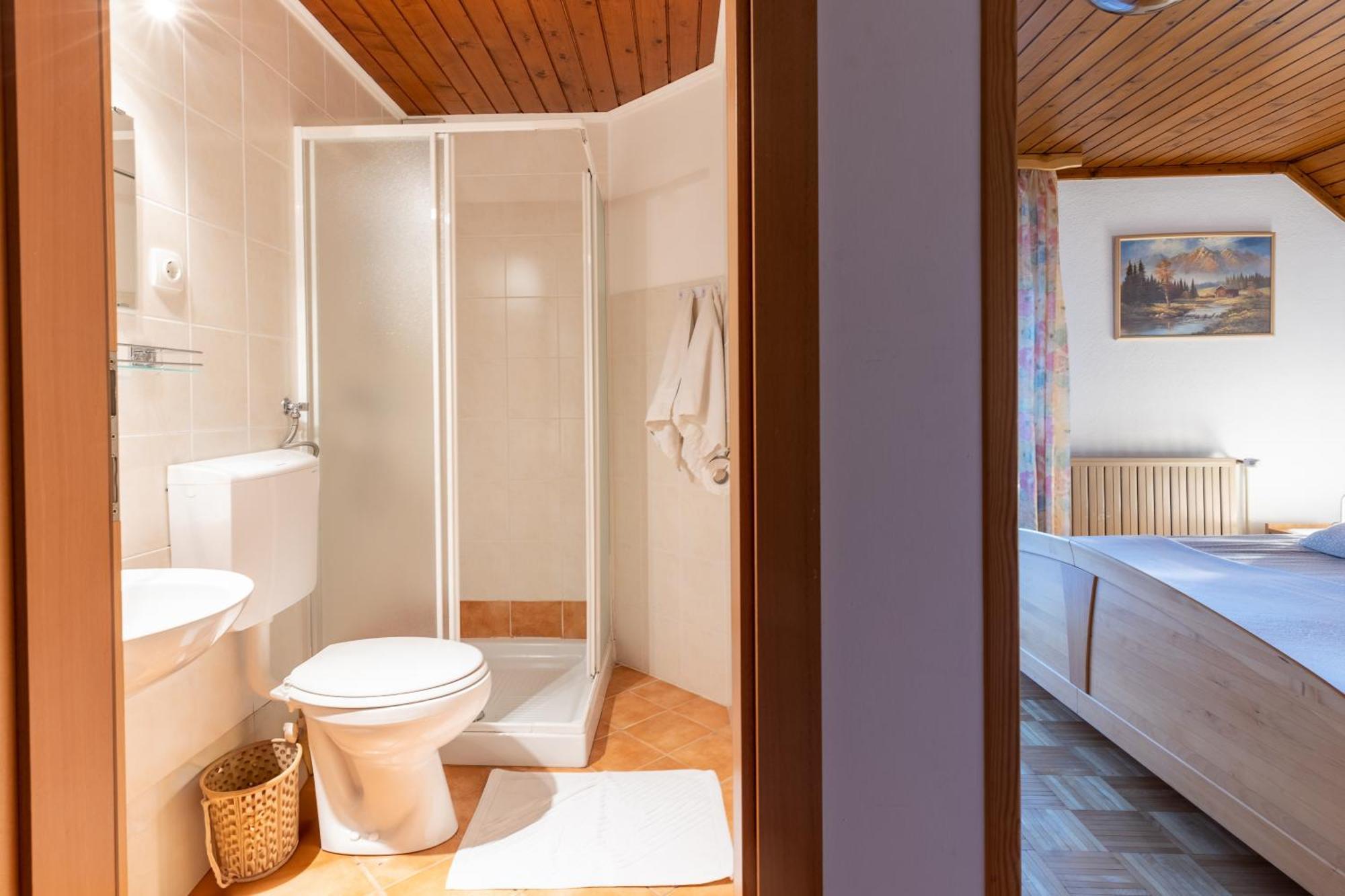 Apartments Pri Urhu Бохинь Экстерьер фото